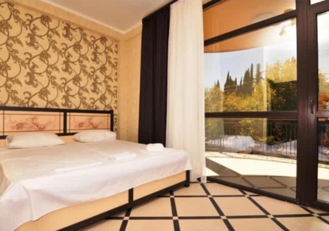 Коралл - Coral Sea Hotel Gantiadi Kültér fotó
